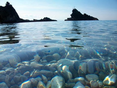 Salpa con una crociera Veliana Charter dal porto di Palmi, Calabria